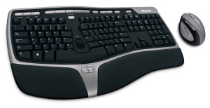 Microsoft Natural Ergonomic Desktop 7000 Tastatur